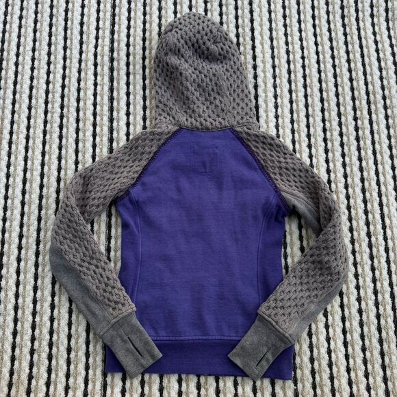 Lululemon Ivivva Grey Knit and Purple Hooded Jacket Zip Up Girls 12 Large - Picture 2 of 4